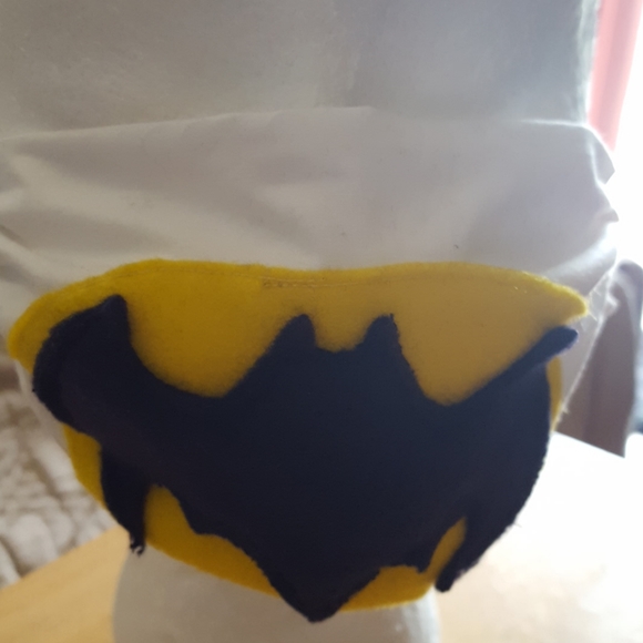 Child's Batman Face Mask. - Picture 3 of 6